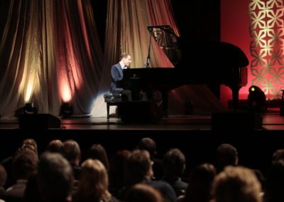 Jim On Stage Piano